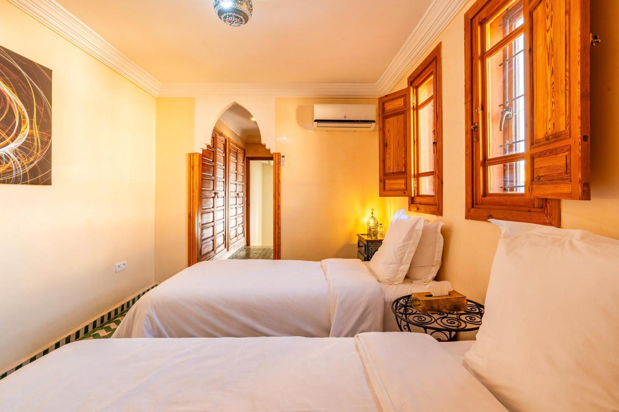 & By Xo-riad * Marrakesch
